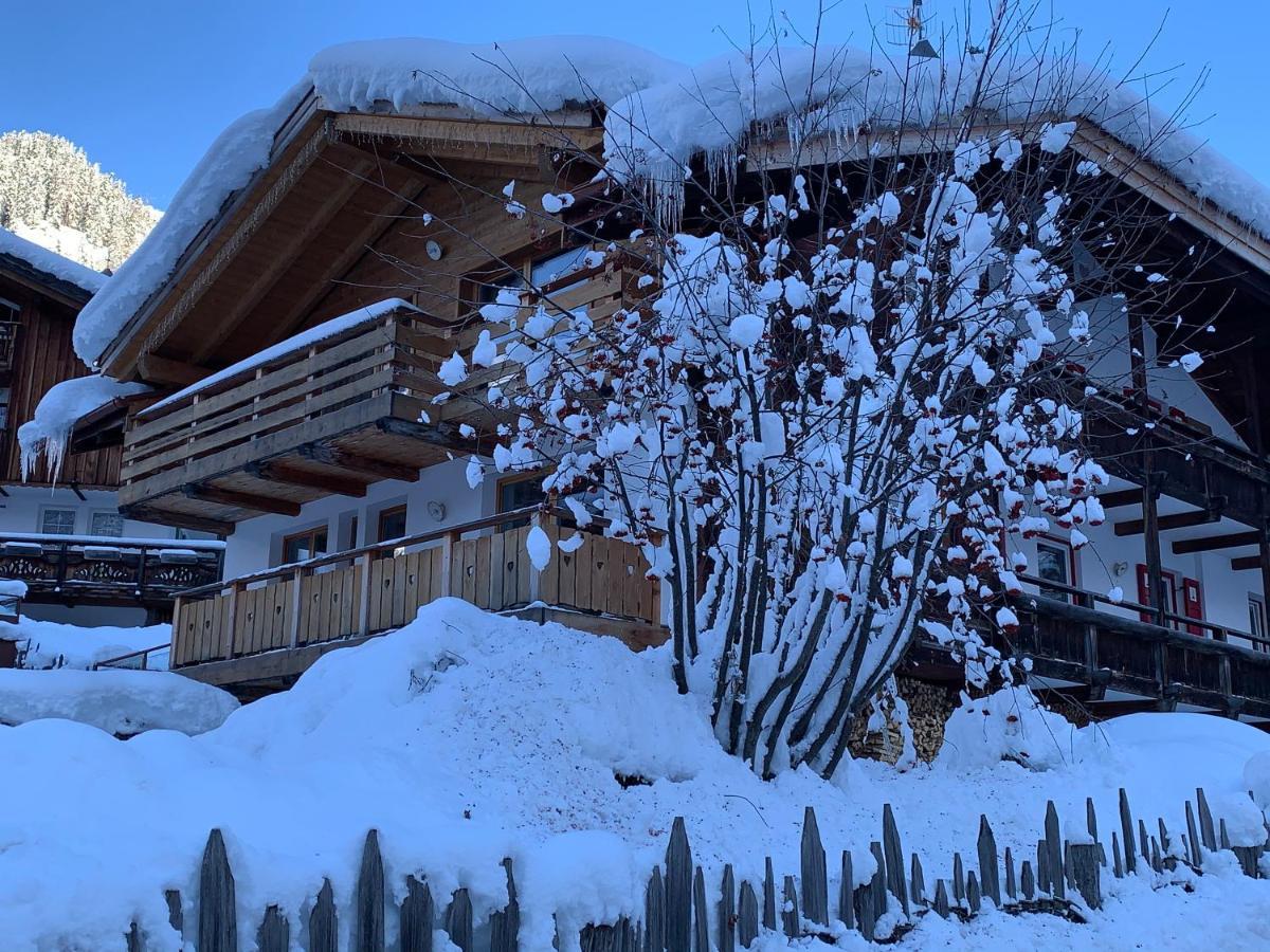 Appartamenti Chalet Orchidea กานาเซย์ ภายนอก รูปภาพ