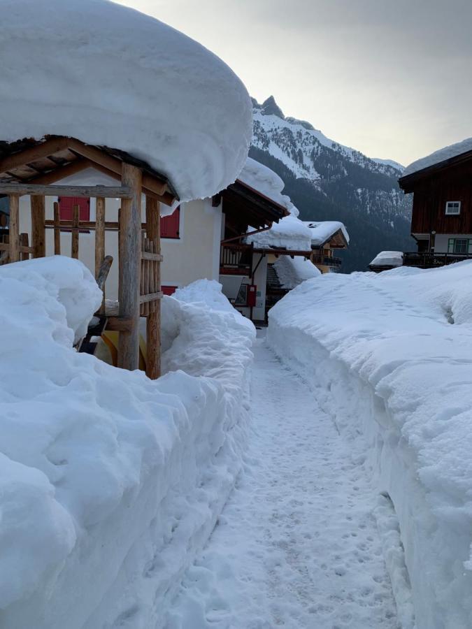 Appartamenti Chalet Orchidea กานาเซย์ ภายนอก รูปภาพ