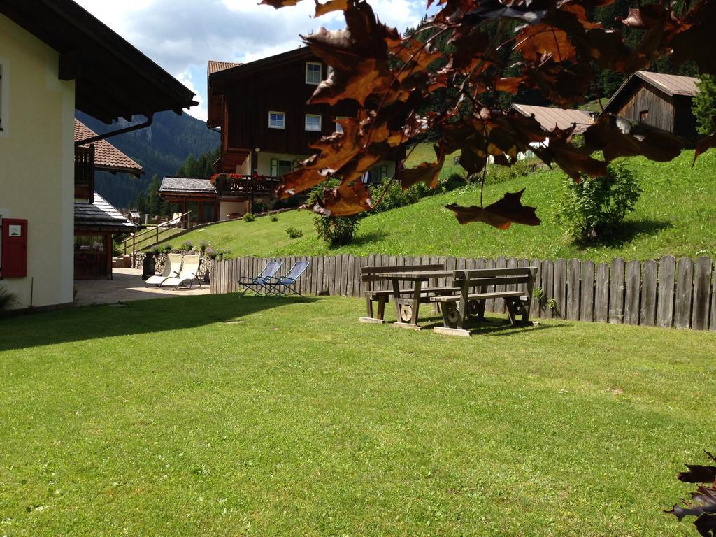 Appartamenti Chalet Orchidea กานาเซย์ ภายนอก รูปภาพ