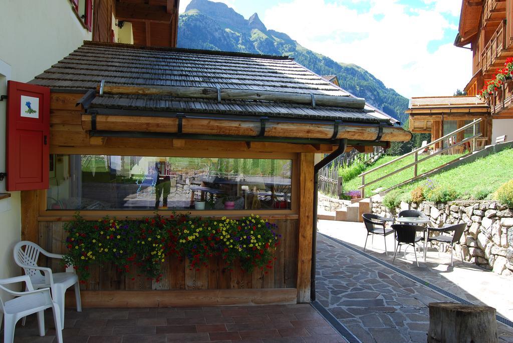 Appartamenti Chalet Orchidea กานาเซย์ ภายนอก รูปภาพ