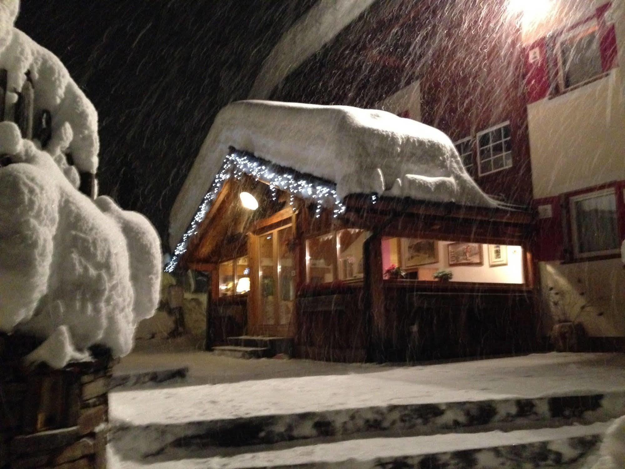 Appartamenti Chalet Orchidea กานาเซย์ ภายนอก รูปภาพ