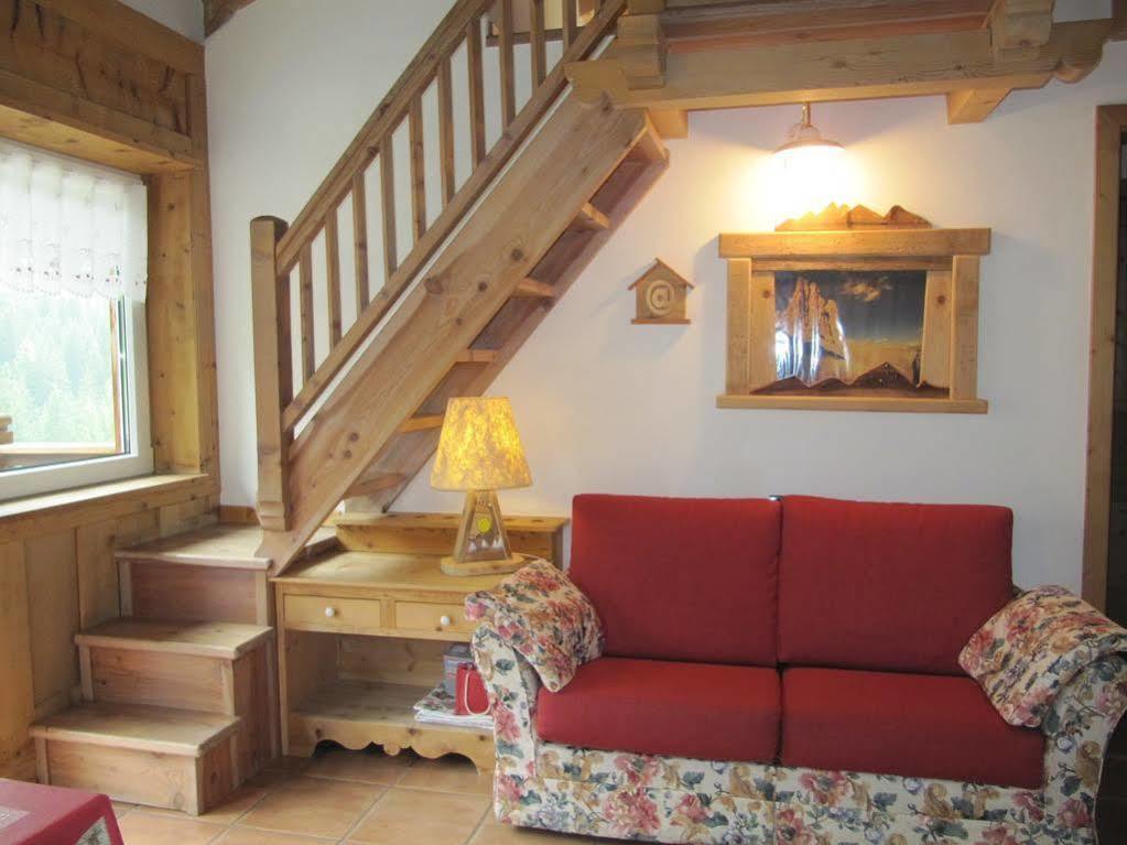 Appartamenti Chalet Orchidea กานาเซย์ ภายนอก รูปภาพ